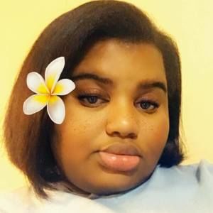 Meet your Posher, Lexi